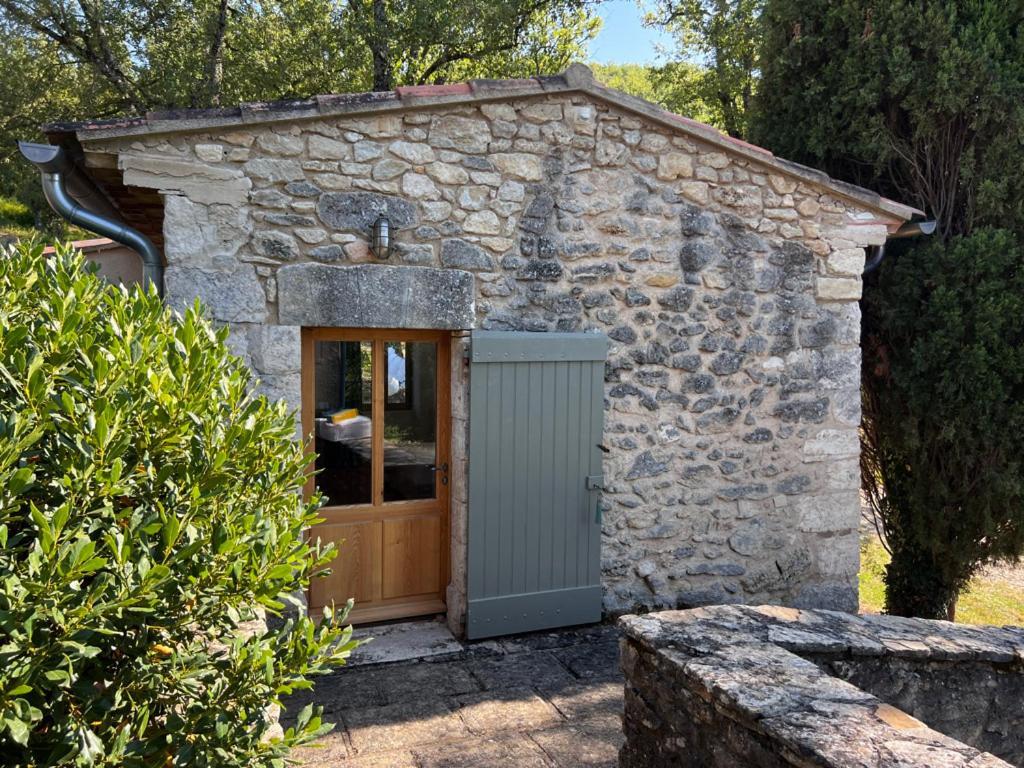 Bergerie Bed & Breakfast Montjustin Exterior photo